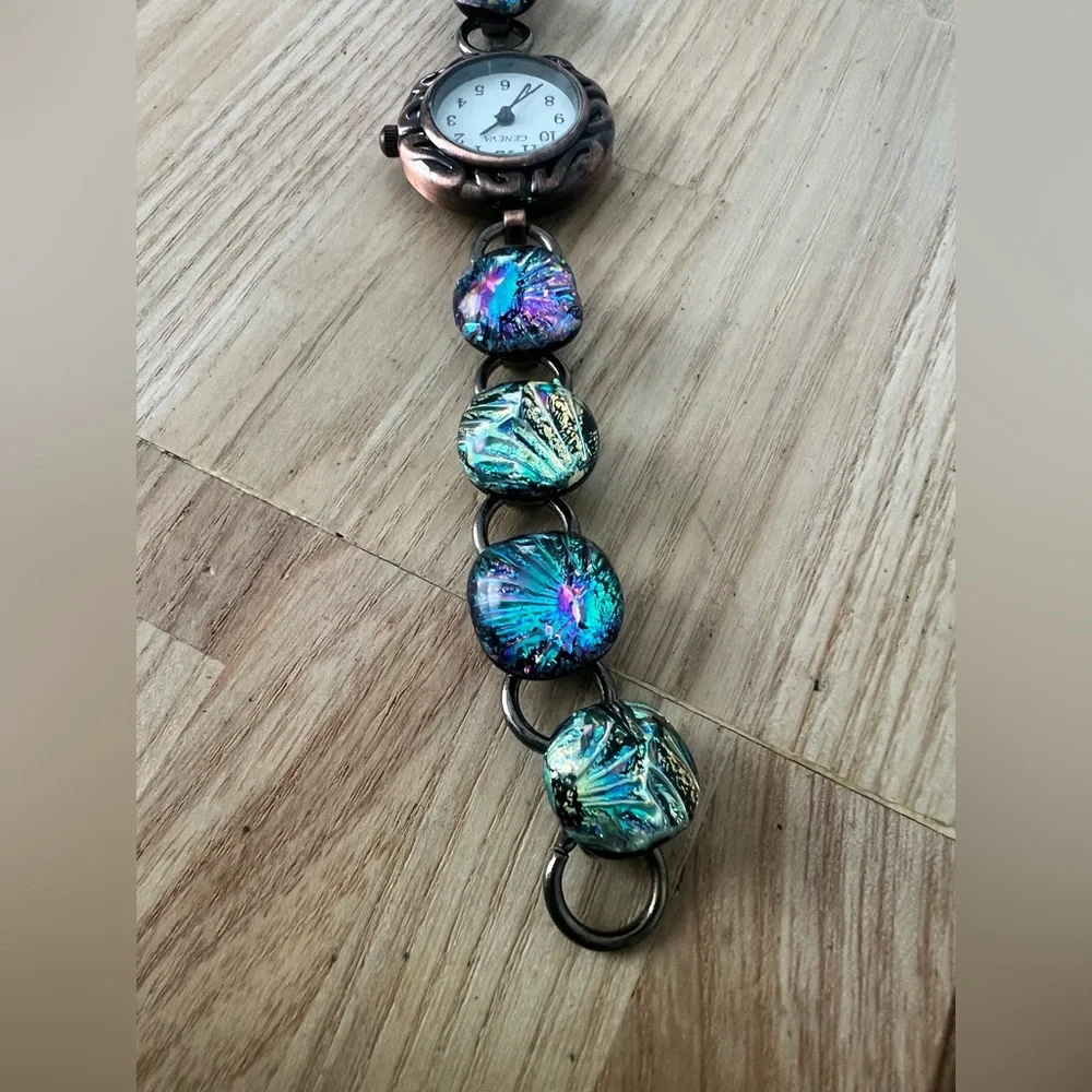 Geneva ladies dichroic glass bracelet watch NEW BATTERY